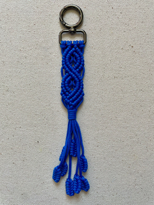 Macramé Paracord Keychain – Royal Blue Double Diamond Knot