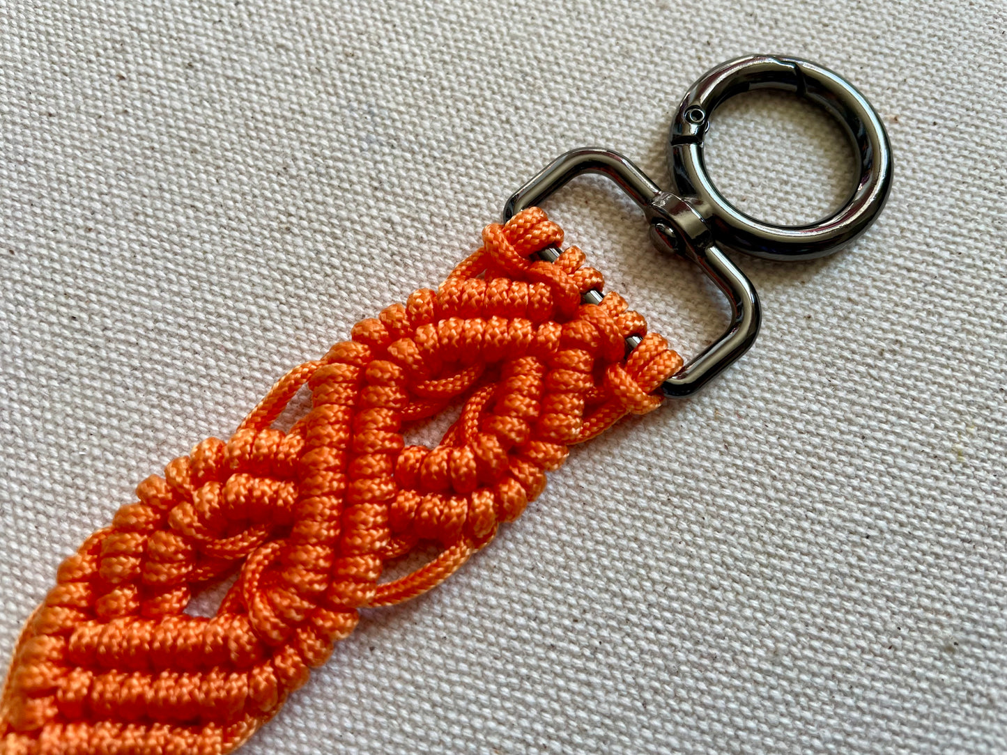 Macramé Paracord Keychain – Orange Double Diamond Knot